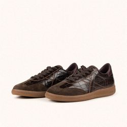 Sneakers Munich Barru 249 Marrón Oscuro y Bronce
