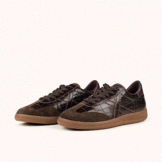 Sneakers Munich Barru 249 Marrón Oscuro y Bronce