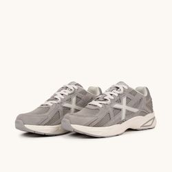 Sneakers Munich M2000 07 Gris Antracita y Gris Claro